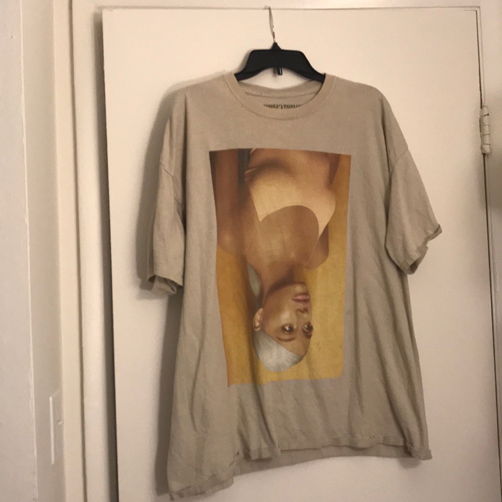 Ariana Grande Sweetener T shirt